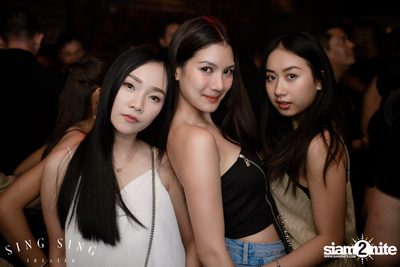 BLING IT กับ Bangkok Invaders ที่ ซิง ซิง เธียเตอร์ — photo 94