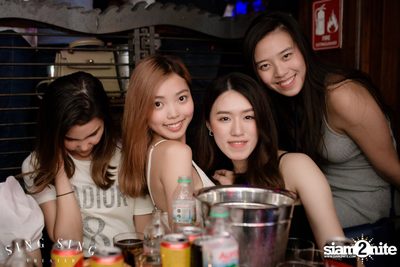 BLING IT กับ Bangkok Invaders ที่ ซิง ซิง เธียเตอร์ — photo 102