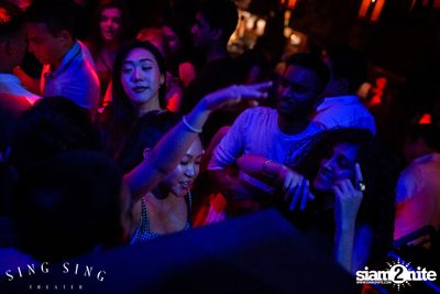 BLING IT กับ Bangkok Invaders ที่ ซิง ซิง เธียเตอร์ — photo 104