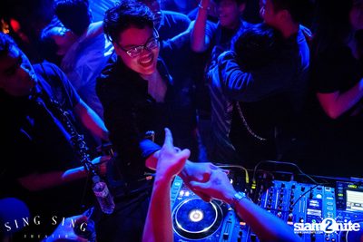BLING IT กับ Bangkok Invaders ที่ ซิง ซิง เธียเตอร์ — photo 122