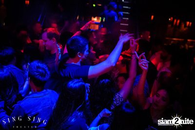 BLING IT กับ Bangkok Invaders ที่ ซิง ซิง เธียเตอร์ — photo 124