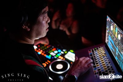 BLING IT กับ Bangkok Invaders ที่ ซิง ซิง เธียเตอร์ — photo 126