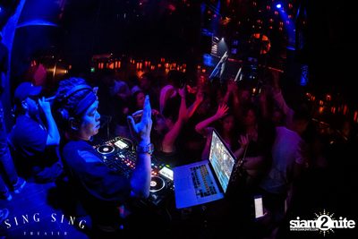 BLING IT กับ Bangkok Invaders ที่ ซิง ซิง เธียเตอร์ — photo 129