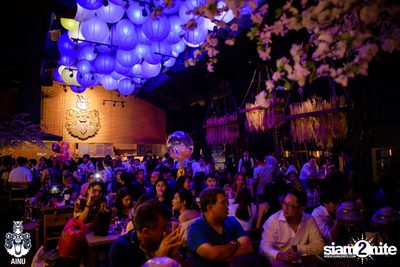 Friday Night at Ainu Bar — photo 5