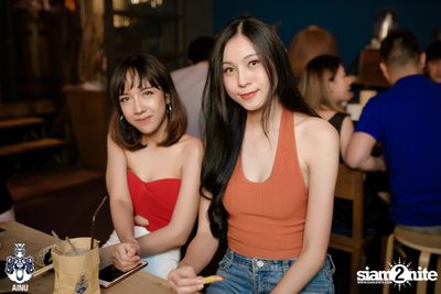 Friday Night at Ainu Bar — photo 23