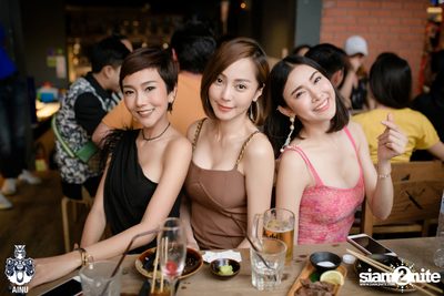 Friday Night at Ainu Bar — photo 39