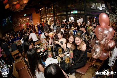 Friday Night at Ainu Bar — photo 76