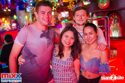 Sugar n Cream at MIXX Bangkok — photo 16