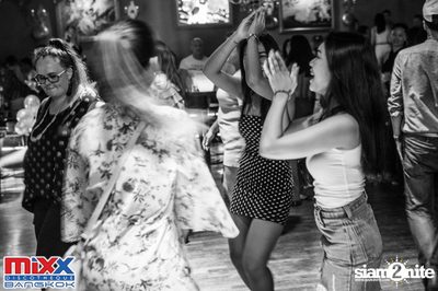 Sugar n Cream at MIXX Bangkok — photo 36