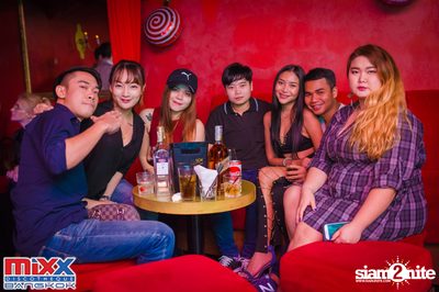 Sugar n Cream at MIXX Bangkok — photo 40
