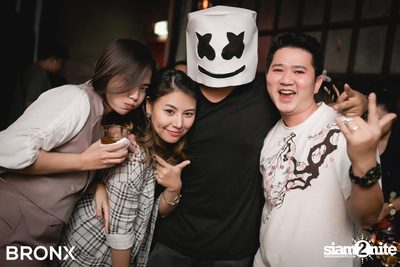 คืนวันเสาร์ ที่ร้าน บรองซ์ — photo 43