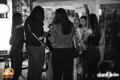 Atom Chanakan at 20Something Bar — photo 3