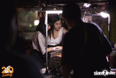 Atom Chanakan at 20Something Bar — photo 24