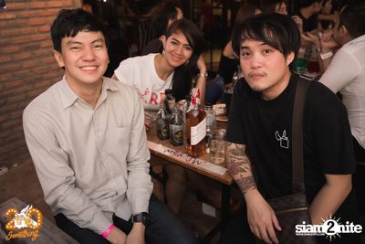Atom Chanakan at 20Something Bar — photo 26