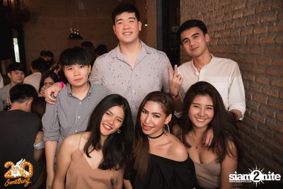 Atom Chanakan at 20Something Bar — photo 27