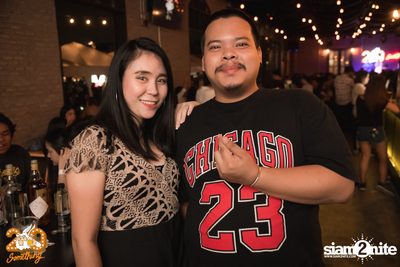 Atom Chanakan at 20Something Bar — photo 31