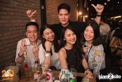 Atom Chanakan at 20Something Bar — photo 42