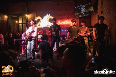 Atom Chanakan at 20Something Bar — photo 86