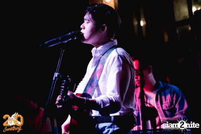 Atom Chanakan at 20Something Bar — photo 88