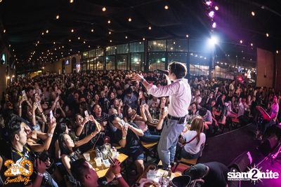 Atom Chanakan at 20Something Bar — photo 95