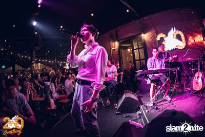 Atom Chanakan at 20Something Bar — photo 99