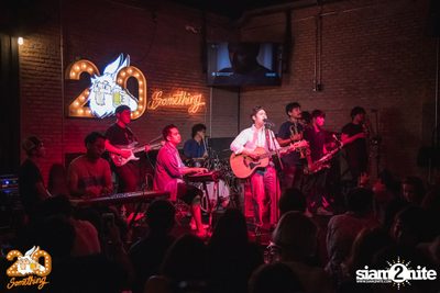 Atom Chanakan at 20Something Bar — photo 113