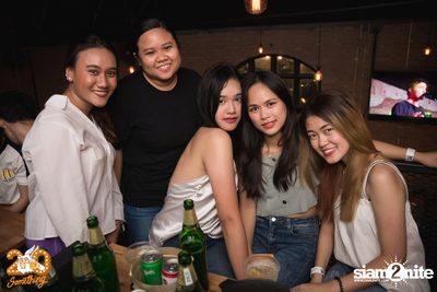 Atom Chanakan at 20Something Bar — photo 123