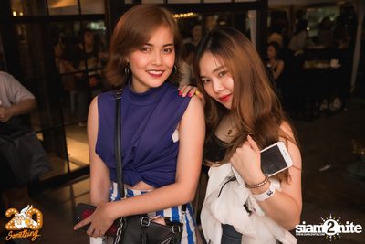 Atom Chanakan at 20Something Bar — photo 146