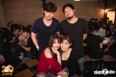 Atom Chanakan at 20Something Bar — photo 148
