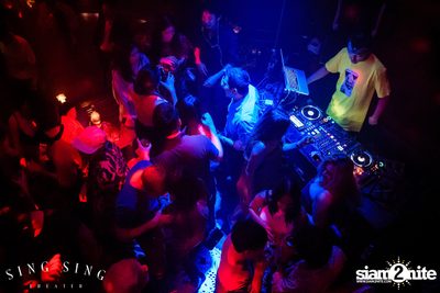 BLING IT กับ Bangkok Invaders ที่ ซิง ซิง เธียเตอร์ — photo 21