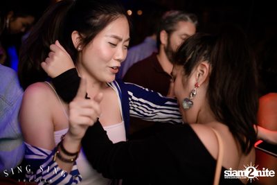 BLING IT กับ Bangkok Invaders ที่ ซิง ซิง เธียเตอร์ — photo 30