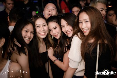 BLING IT กับ Bangkok Invaders ที่ ซิง ซิง เธียเตอร์ — photo 32