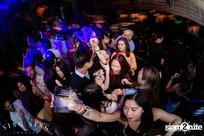 BLING IT กับ Bangkok Invaders ที่ ซิง ซิง เธียเตอร์ — photo 38
