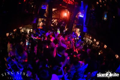 BLING IT กับ Bangkok Invaders ที่ ซิง ซิง เธียเตอร์ — photo 39