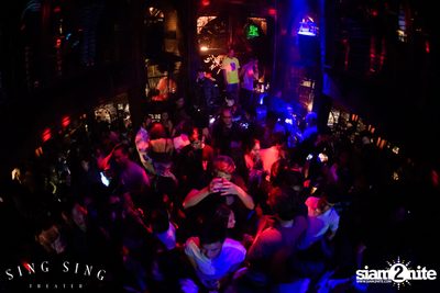BLING IT กับ Bangkok Invaders ที่ ซิง ซิง เธียเตอร์ — photo 50