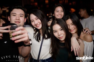 BLING IT กับ Bangkok Invaders ที่ ซิง ซิง เธียเตอร์ — photo 67