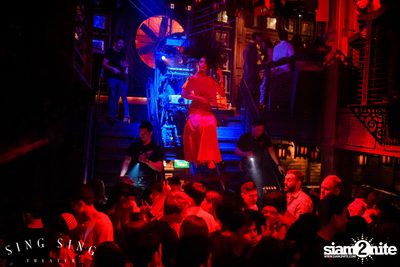 BLING IT กับ Bangkok Invaders ที่ ซิง ซิง เธียเตอร์ — photo 82