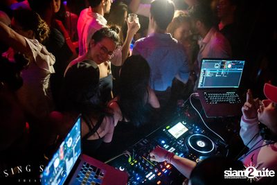 BLING IT กับ Bangkok Invaders ที่ ซิง ซิง เธียเตอร์ — photo 83