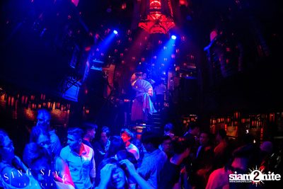 BLING IT กับ Bangkok Invaders ที่ ซิง ซิง เธียเตอร์ — photo 94