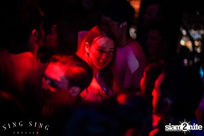 BLING IT กับ Bangkok Invaders ที่ ซิง ซิง เธียเตอร์ — photo 111