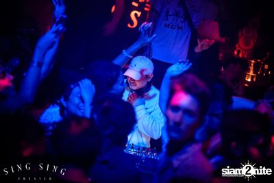 BLING IT กับ Bangkok Invaders ที่ ซิง ซิง เธียเตอร์ — photo 114