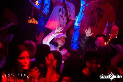 BLING IT กับ Bangkok Invaders ที่ ซิง ซิง เธียเตอร์ — photo 116