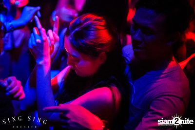 BLING IT กับ Bangkok Invaders ที่ ซิง ซิง เธียเตอร์ — photo 118