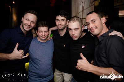 BLING IT กับ Bangkok Invaders ที่ ซิง ซิง เธียเตอร์ — photo 127