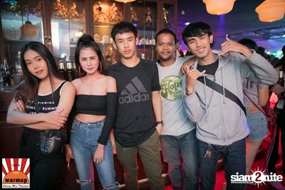 Urboy TJ ที่ วอร์ม อัพ คาเฟ่ เชียงใหม่ — photo 32