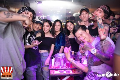 Urboy TJ ที่ วอร์ม อัพ คาเฟ่ เชียงใหม่ — photo 60