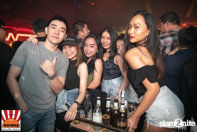 Urboy TJ ที่ วอร์ม อัพ คาเฟ่ เชียงใหม่ — photo 74