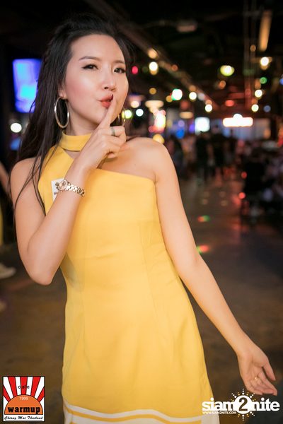 Urboy TJ ที่ วอร์ม อัพ คาเฟ่ เชียงใหม่ — photo 78
