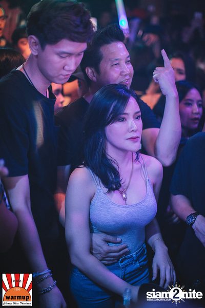 Urboy TJ ที่ วอร์ม อัพ คาเฟ่ เชียงใหม่ — photo 128