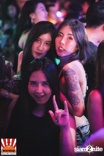 Urboy TJ ที่ วอร์ม อัพ คาเฟ่ เชียงใหม่ — photo 144